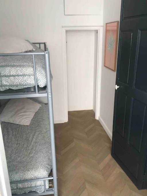 Valréas Grand Appartement En Maison De Ville מראה חיצוני תמונה