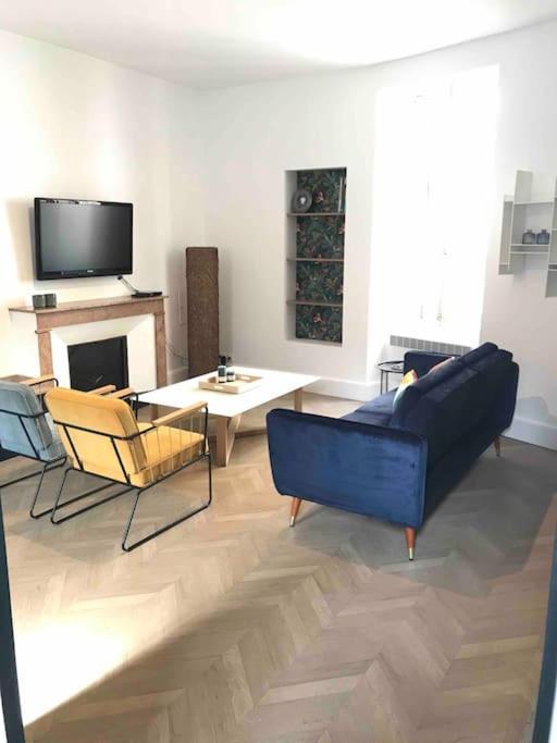 Valréas Grand Appartement En Maison De Ville מראה חיצוני תמונה